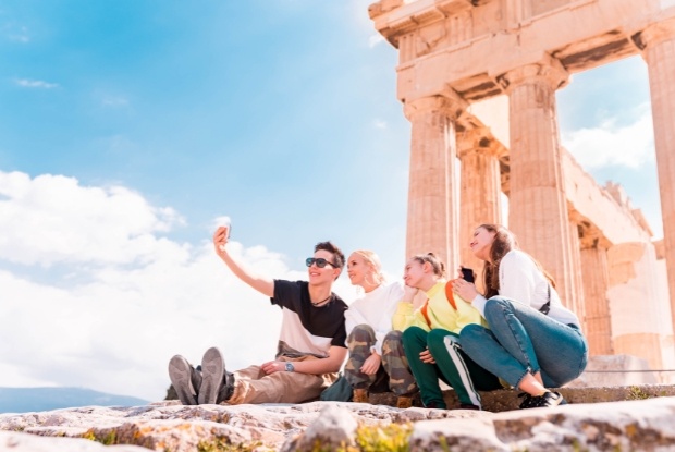 youth travelling in Europe